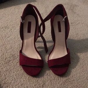 Maroon Suede pumps